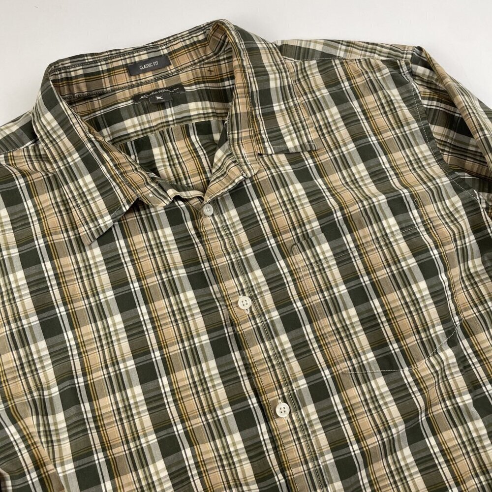 Eddie Bauer Button Up Shirt Men’s XL Classic Fit Long Sleeve Plaid Cotton Light
